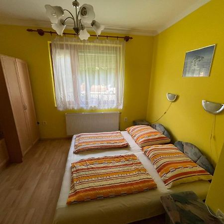 Csillám vendégház Hajduszoboszlo Exterior foto