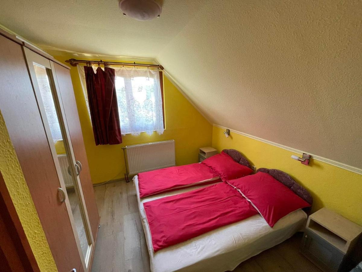 Csillám vendégház Hajduszoboszlo Exterior foto
