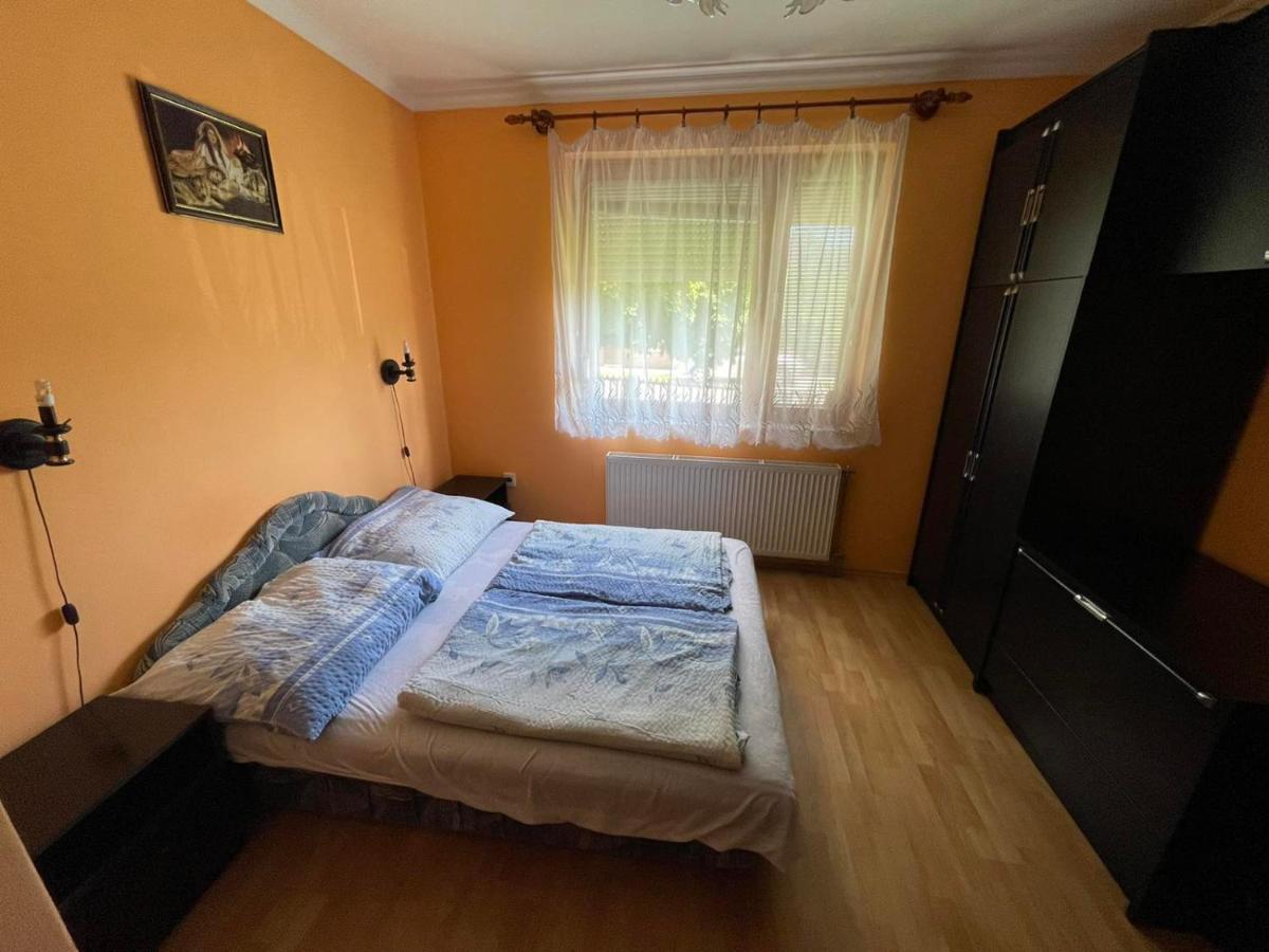 Csillám vendégház Hajduszoboszlo Exterior foto